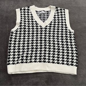 Hollister Houndstooth Knit Sweater Vest Oversized